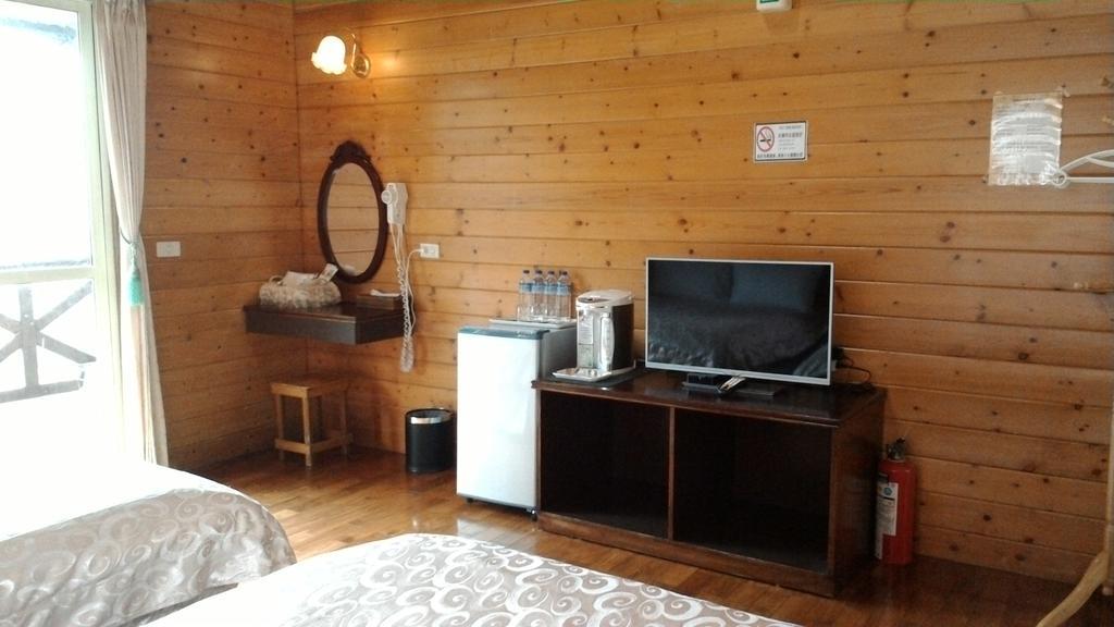Qing Jing Xiao Taiyang Jingguan Homestay Ren'ai Exterior foto