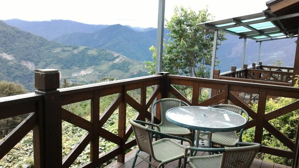 Qing Jing Xiao Taiyang Jingguan Homestay Ren'ai Exterior foto