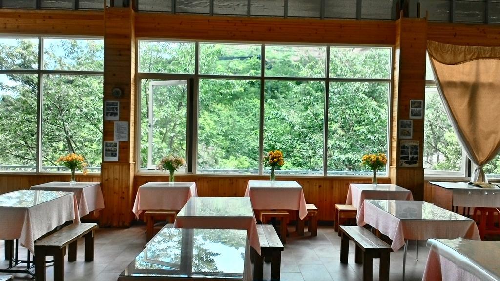 Qing Jing Xiao Taiyang Jingguan Homestay Ren'ai Exterior foto